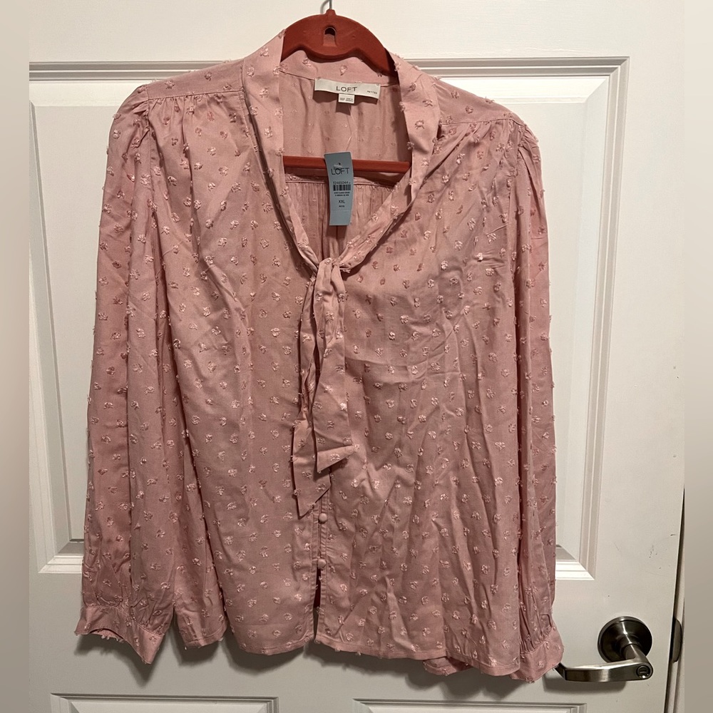 Tie collar button up